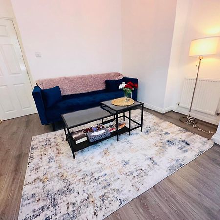 A Modern 2 Bedroom Seaside Apartment Χέιστινγκς Εξωτερικό φωτογραφία