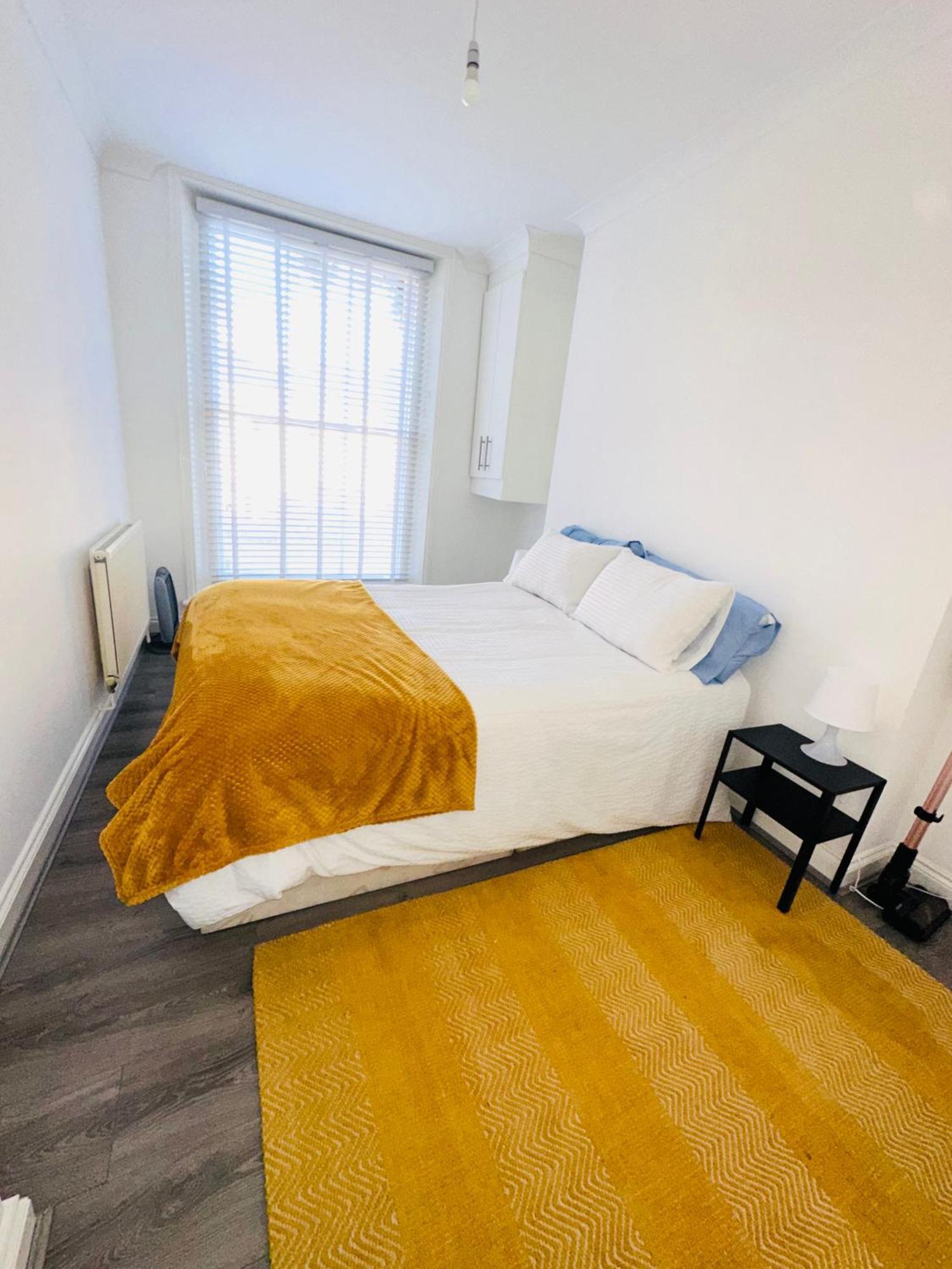 A Modern 2 Bedroom Seaside Apartment Χέιστινγκς Εξωτερικό φωτογραφία