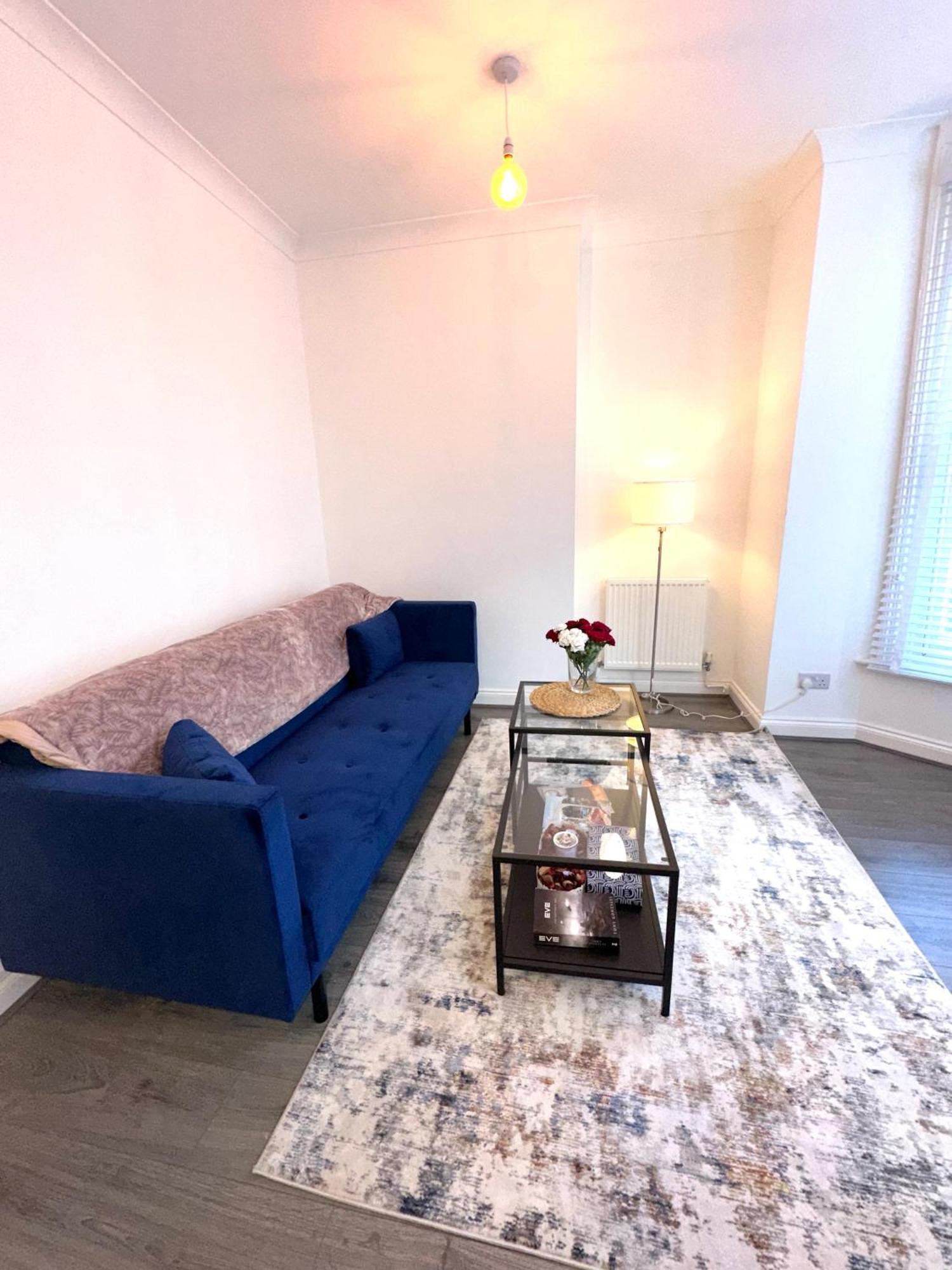 A Modern 2 Bedroom Seaside Apartment Χέιστινγκς Εξωτερικό φωτογραφία